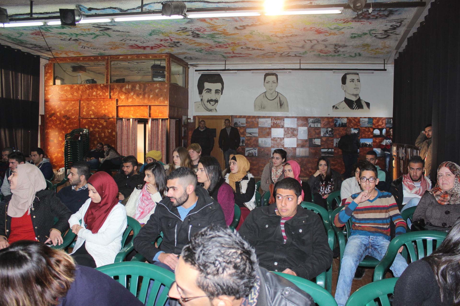حفل اختتام مشروع تواصل وعودة، شباب فلسطيني يناهض سياسة التهجير القسري